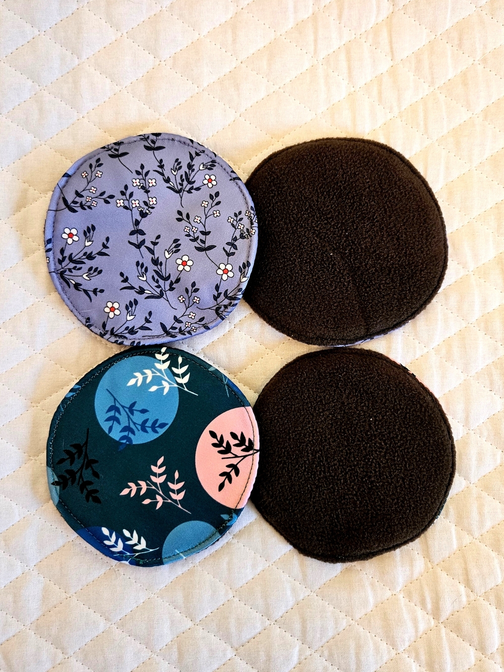 Reusable Nursing Pads - Bamboo Charcoal Set - 10cm - 4 pieces